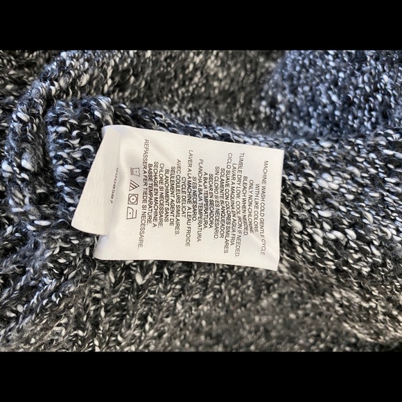 Grey Turtleneck Sweater - Picture 5 of 5